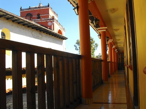 Hotel Arcos Del Carmen San Cristobal de las Casas Exterior photo